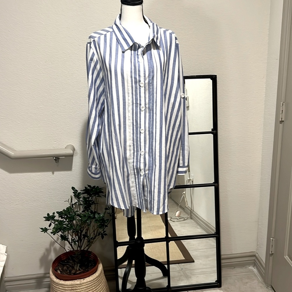 100% cotton, blue and white stripped oversized women’s shirt.